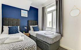 2 Bedroom Apartment - Queens Square Flat 1 Brighton