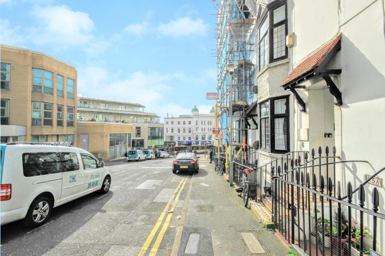 2 Bedroom Apartment - Queens Square Flat 1 Hove Buitenkant foto