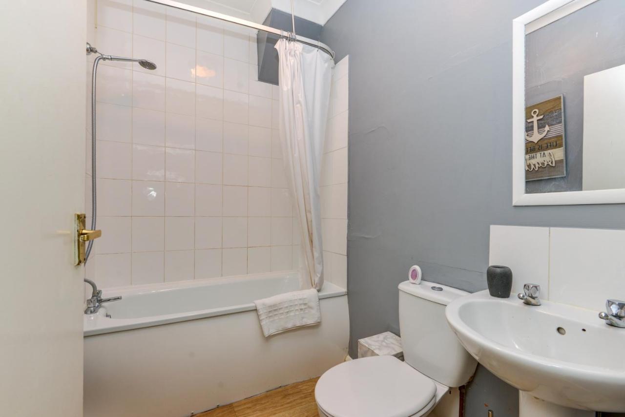 2 Bedroom Apartment - Queens Square Flat 1 Hove Buitenkant foto