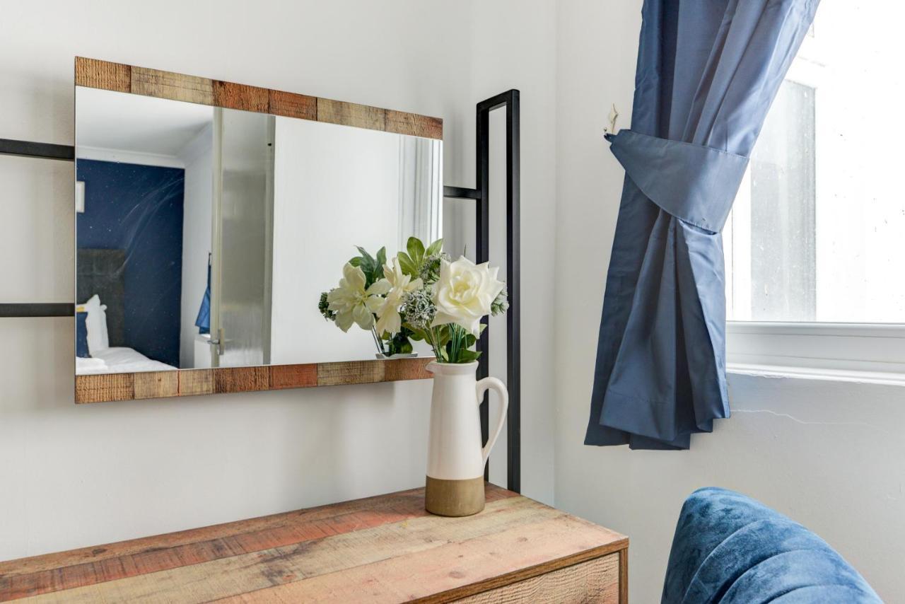 2 Bedroom Apartment - Queens Square Flat 1 Hove Buitenkant foto