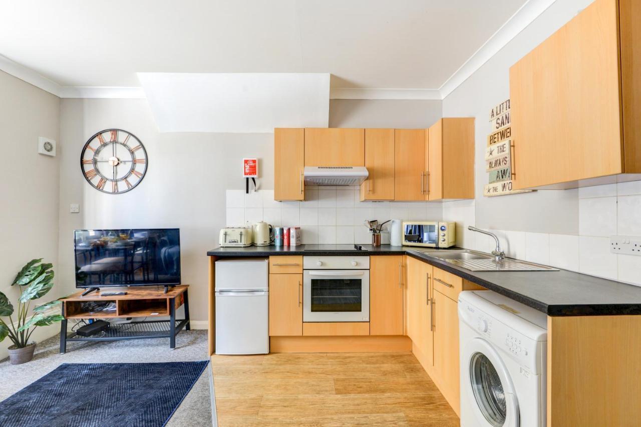 2 Bedroom Apartment - Queens Square Flat 1 Hove Buitenkant foto